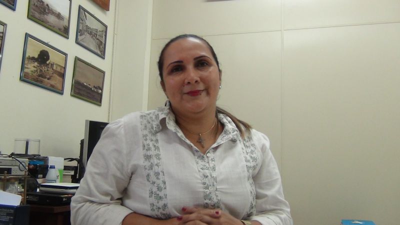 Roberta Merabet - Advogada e professora universitária